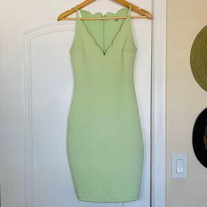 GUESS Light Mint Green Salina Scallop-Detail Bodycon Dress | Size: XS